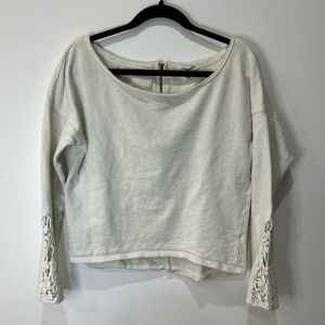 AEROPOSTALE - WHITE OFF THE SHOULDER SWEATSHIRT